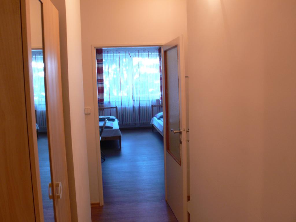 Motel Lazza Brünn Exterior foto